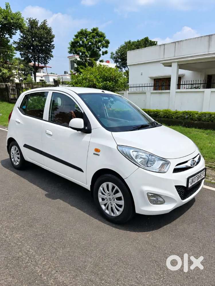 Hyundai I10 Sportz Petrol 2015