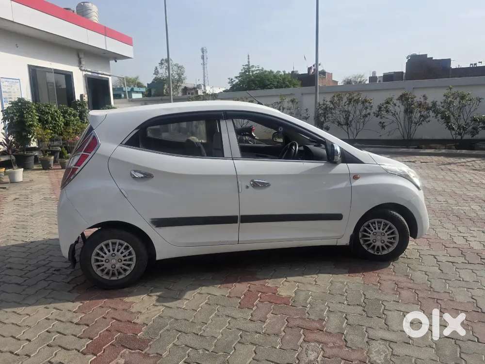 Hyundai Eon 2015 Cng & Petrol Good Condition.