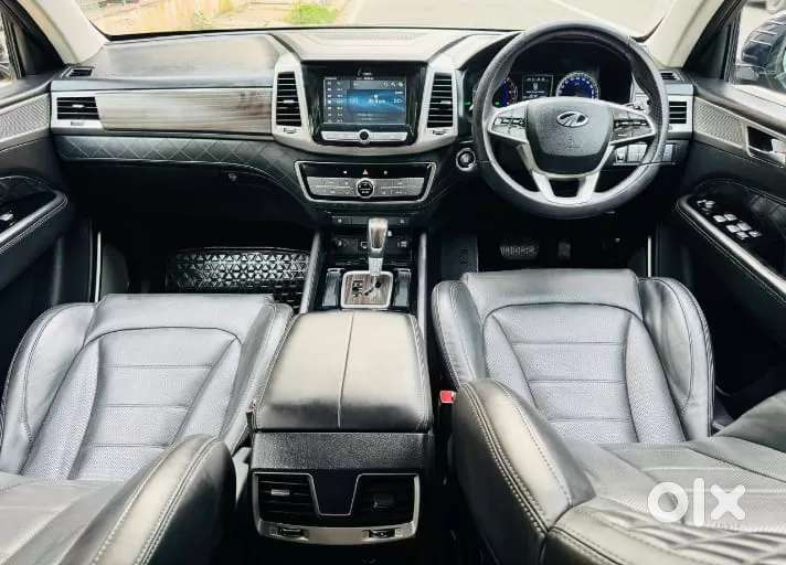 Mahindra Alturas G4, 2022, Diesel
