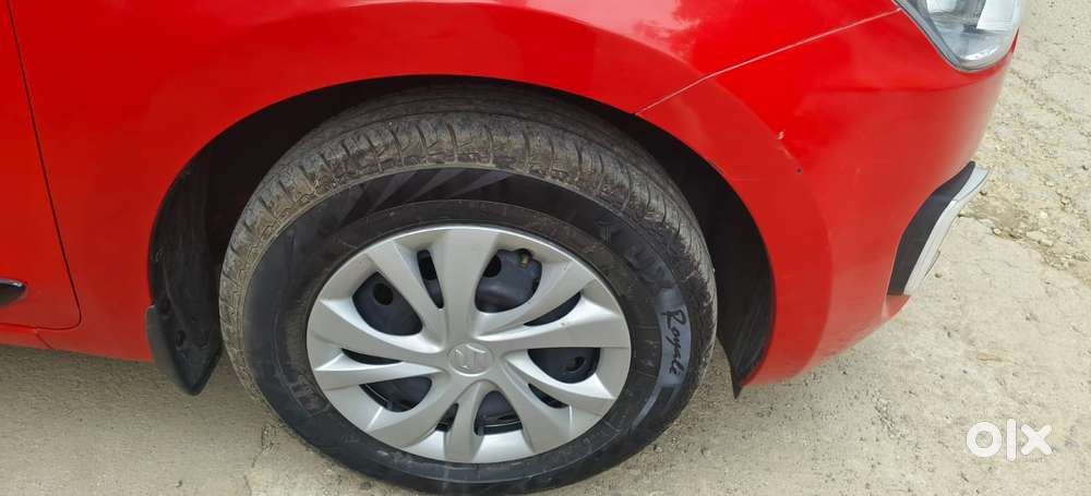 Maruti Suzuki Swift Vxi + Manual, 2024, Petrol