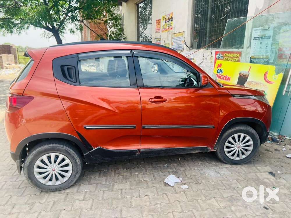 Mahindra, Kuv 100 2016