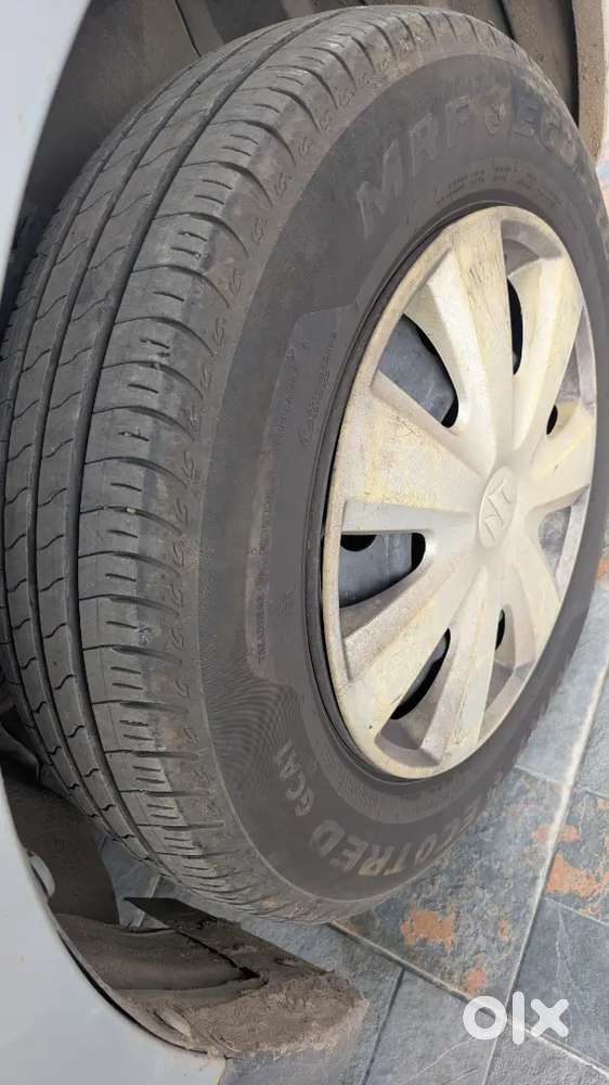 Maruti Suzuki Dzire 1.2 Lxi 2011