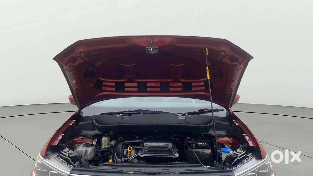 Volkswagen Taigun 1.0 Tsi Topline At, 2022, Petrol