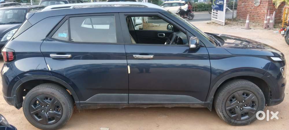 Hyundai Venue Sx, 2023, Petrol