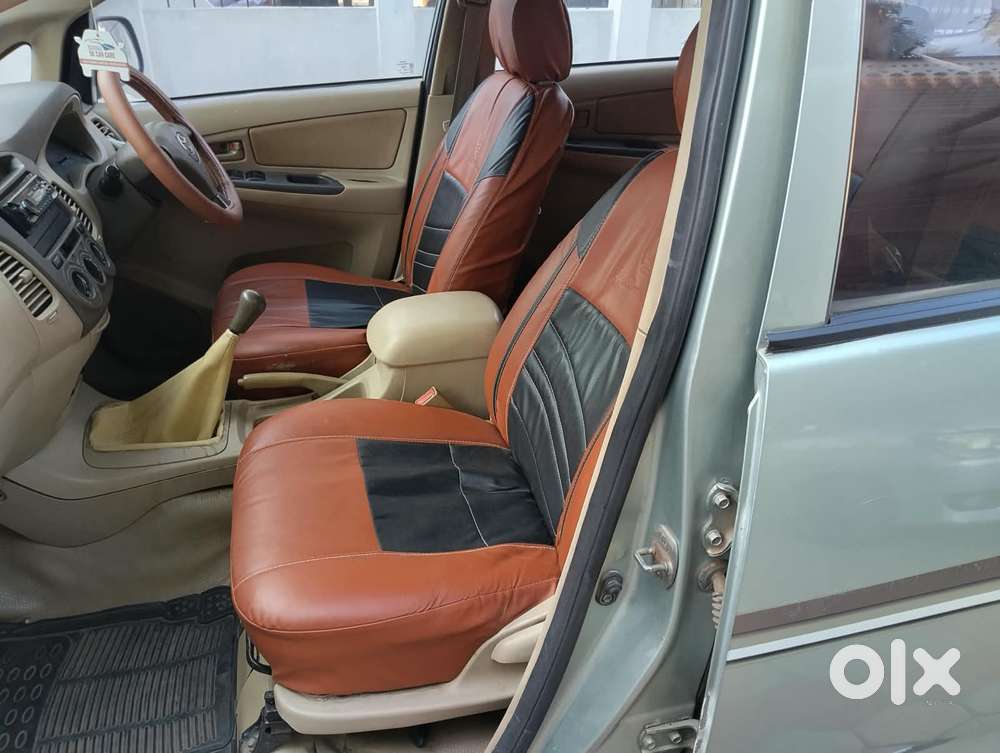 Toyota Innova 2.5 G (diesel) 8 Seater Bs Iv, 2009, Diesel