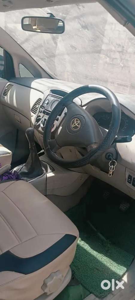 Toyota Innova Diesel 2010