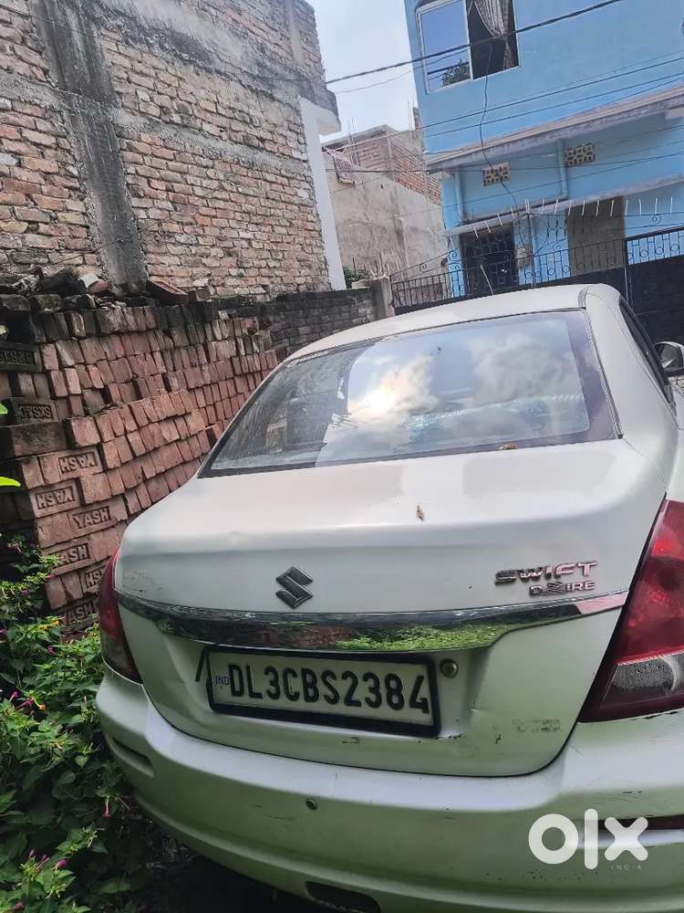 Maruti Suzuki Dzire 1.3 Vxi 2011