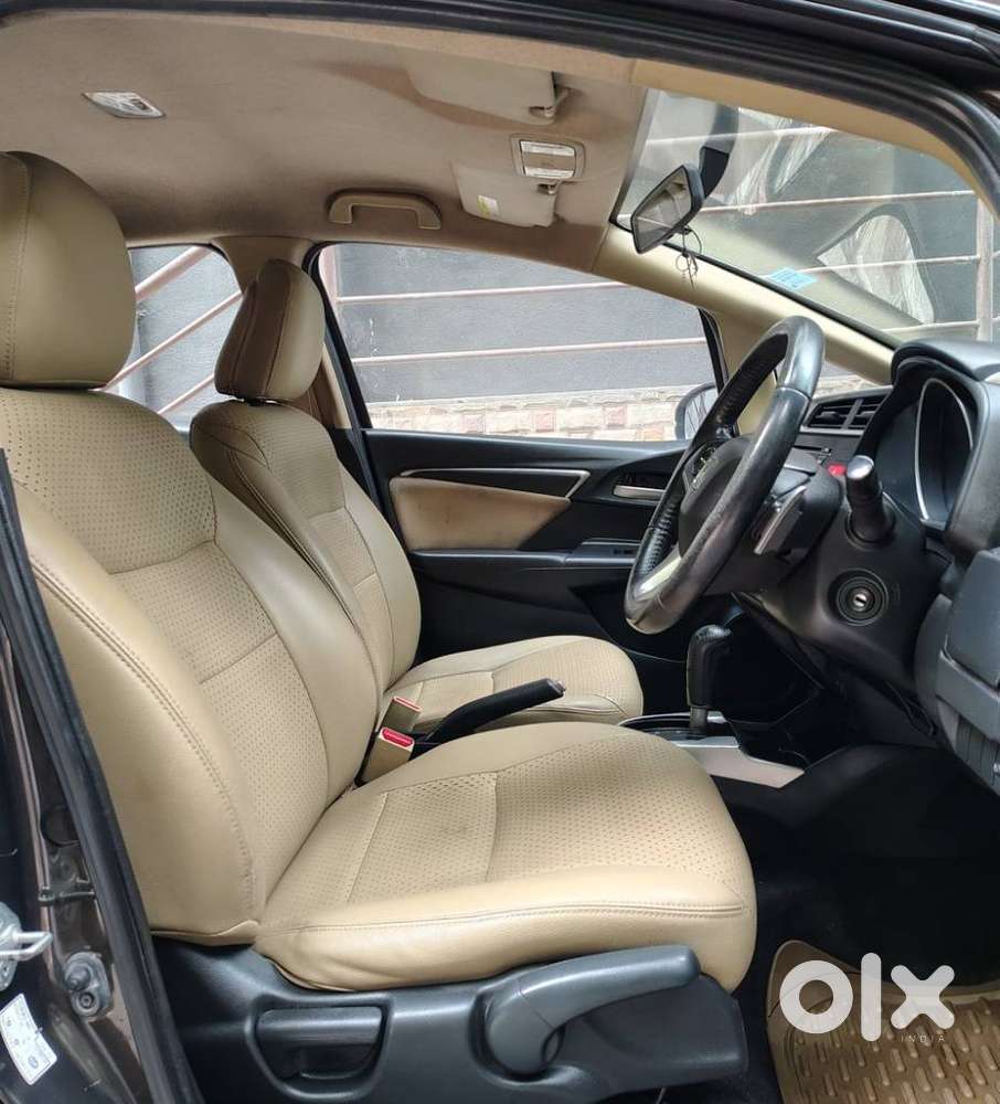 Honda Jazz V Cvt, 2015, Petrol