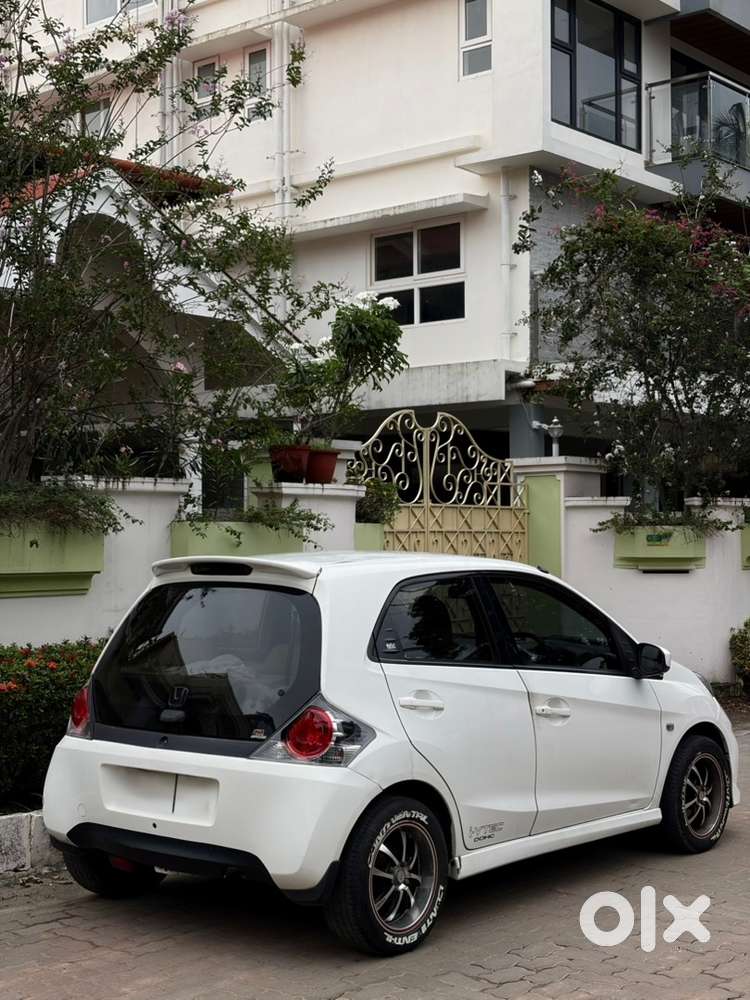 Honda Brio Petrol 2012
