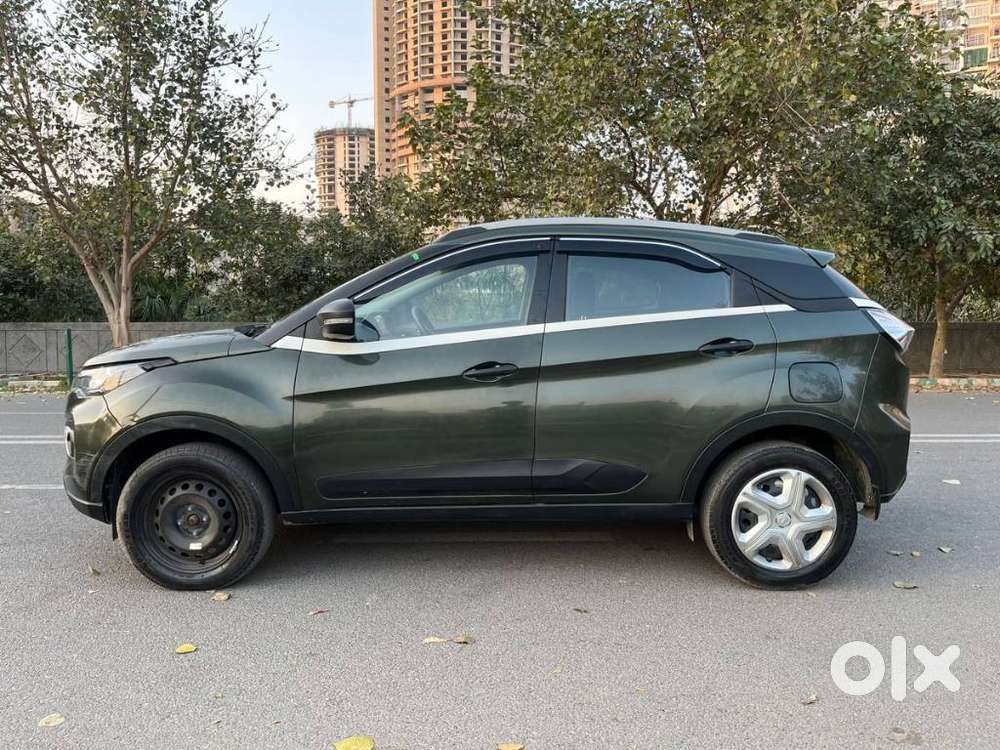 Tata Nexon 1.2 Revotron Xm (s), 2022, Cng & Hybrids