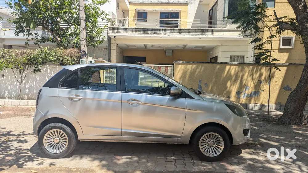 Tata Bolt Car With Company Stereo, With Alloy Wheels.