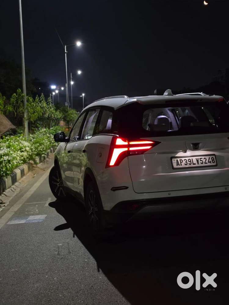 Mahindra Xuv700 2022 Petrol 95000 Km Driven
