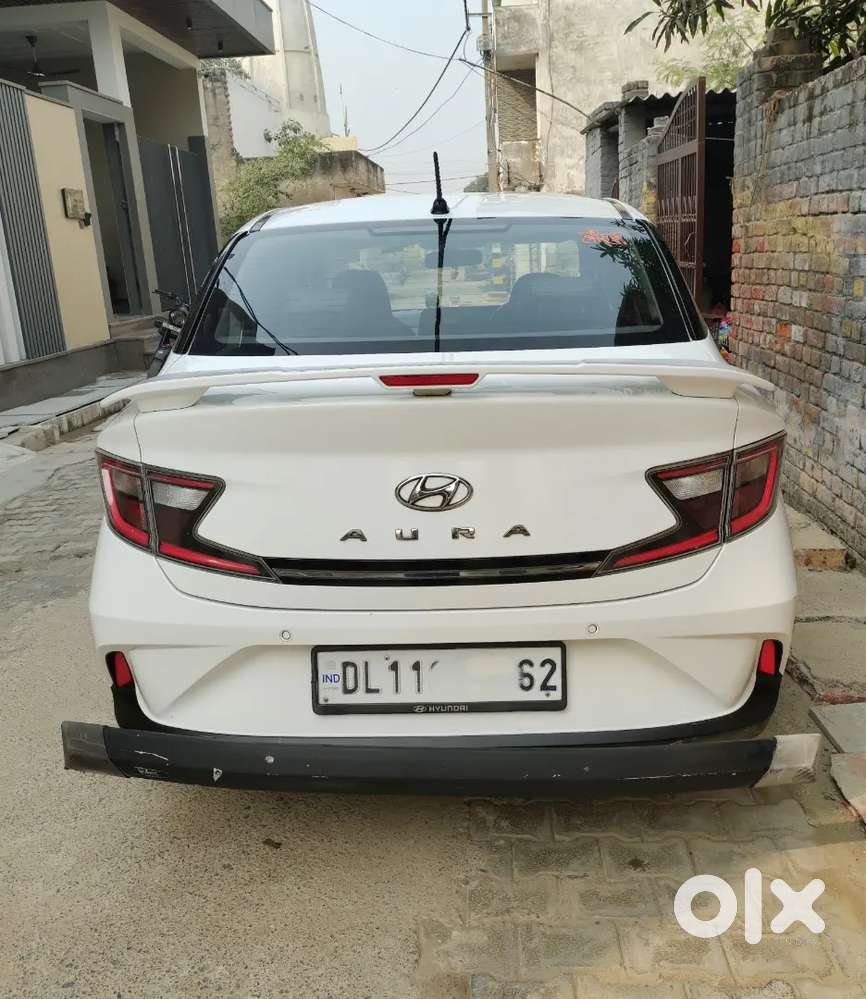 Hyundai Aura Cng