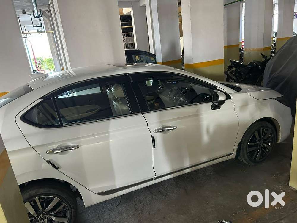 Honda City Zx 2023 Petrol Well Maintained