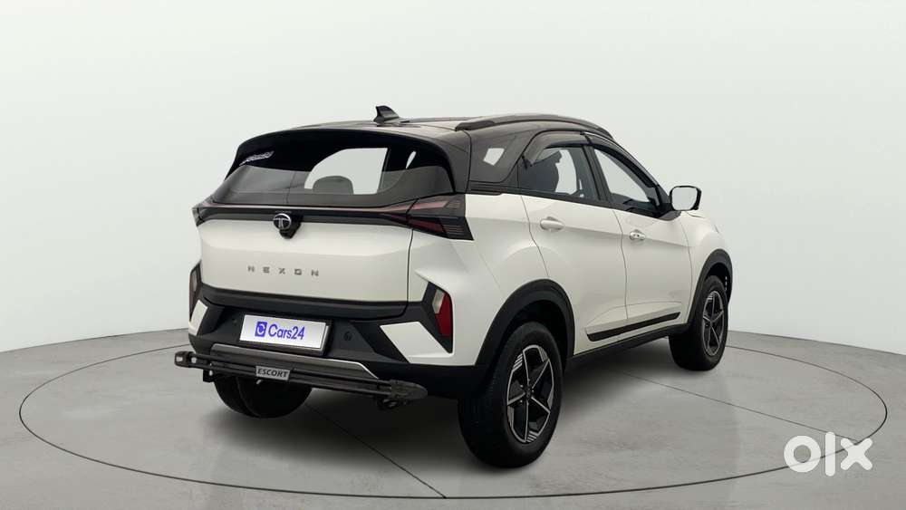 Tata Nexon Fearless S Purple 1.2 Revotron Petrol 6mt Dual Tone, 2024..