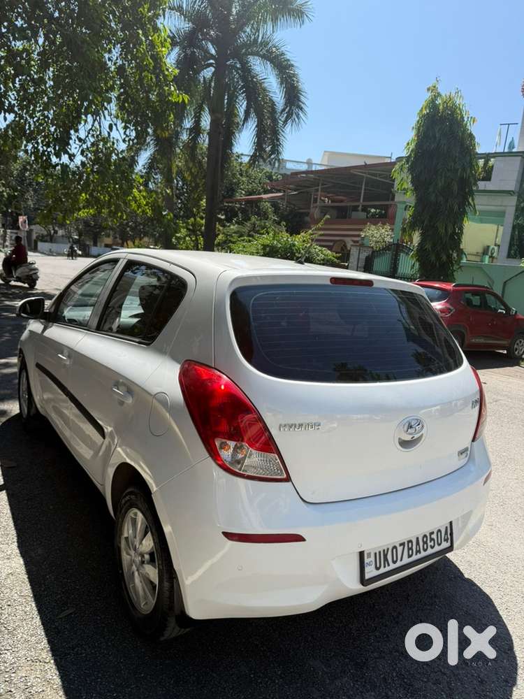 Hyundai I20 Petrol 2014 First Owner Genuine Running