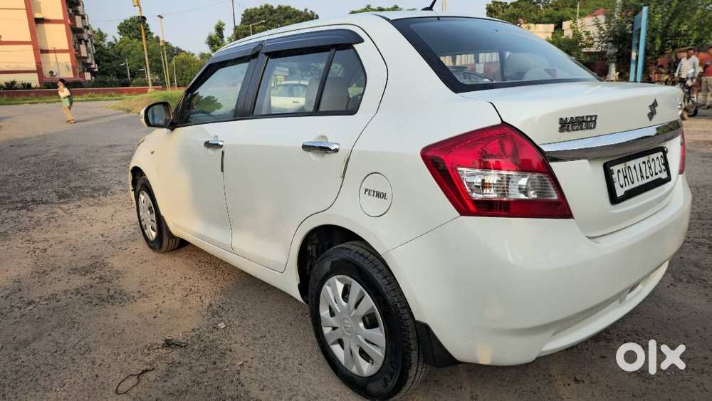 Maruti Suzuki Dzire 1.2 Vxi, 2014, Petrol