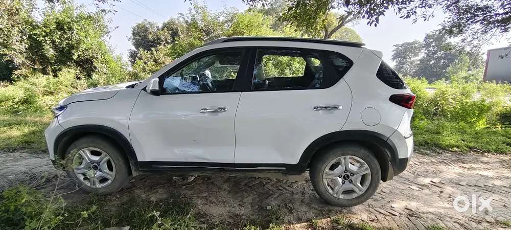 Kia Sonet 1.0 Petrol 2021