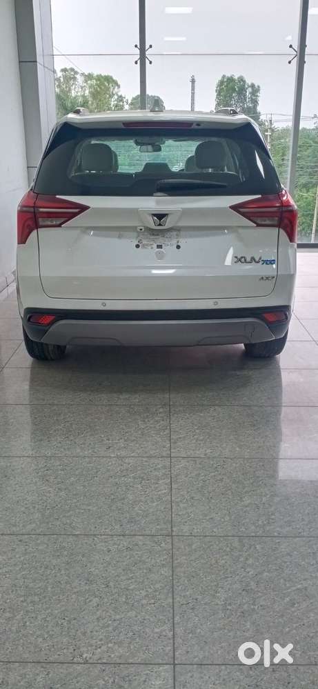 Mahindra Xuv700 2.0 Ax 7 Petrol At Luxury Pack Str, 2024, Petrol