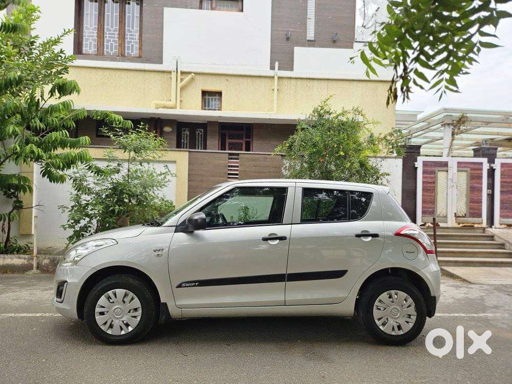 Maruti Suzuki Swift Lxi Option, 2015, Petrol