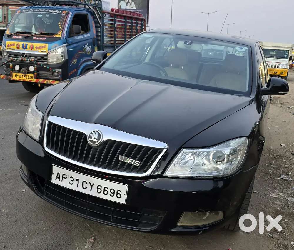 Skoda Laura 2009, Ambiente 1.9pd Diesel Manual