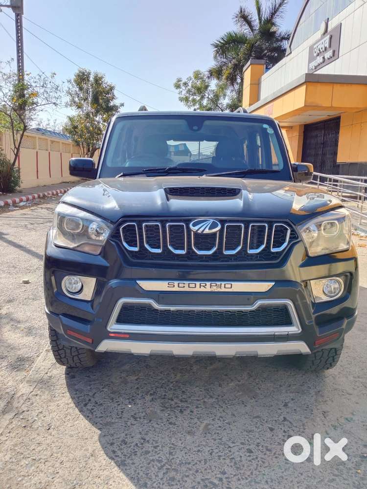 Mahindra Scorpio S10, 2015, Diesel