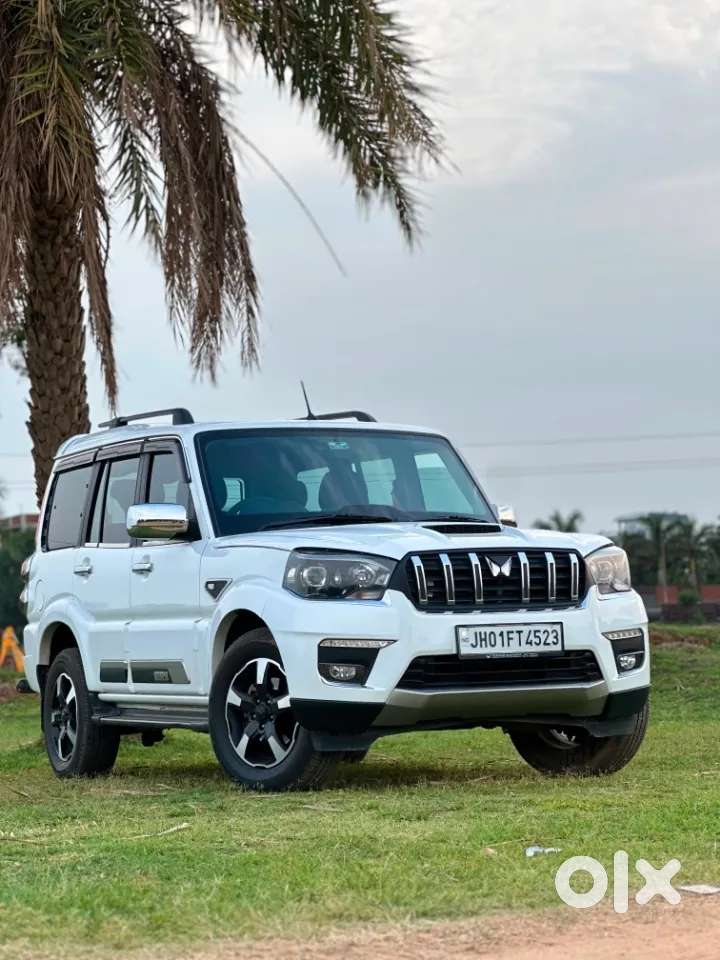 Mahindra Scorpio Classic, 2024, Diesel
