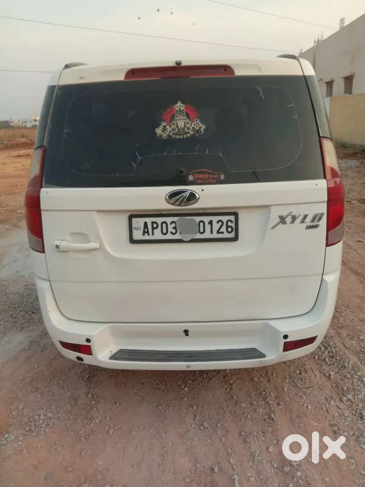 Mahindra Xylo H8 Diesel 2014 Air Bags