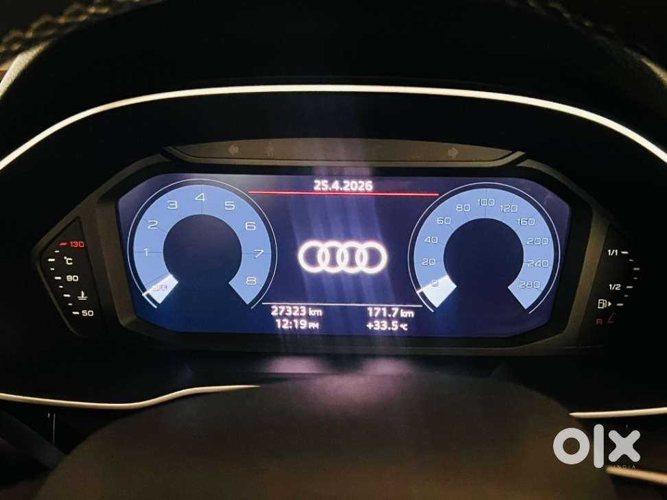 Audi Q3 40 Tfsi Premium Plus, 2023, Petrol
