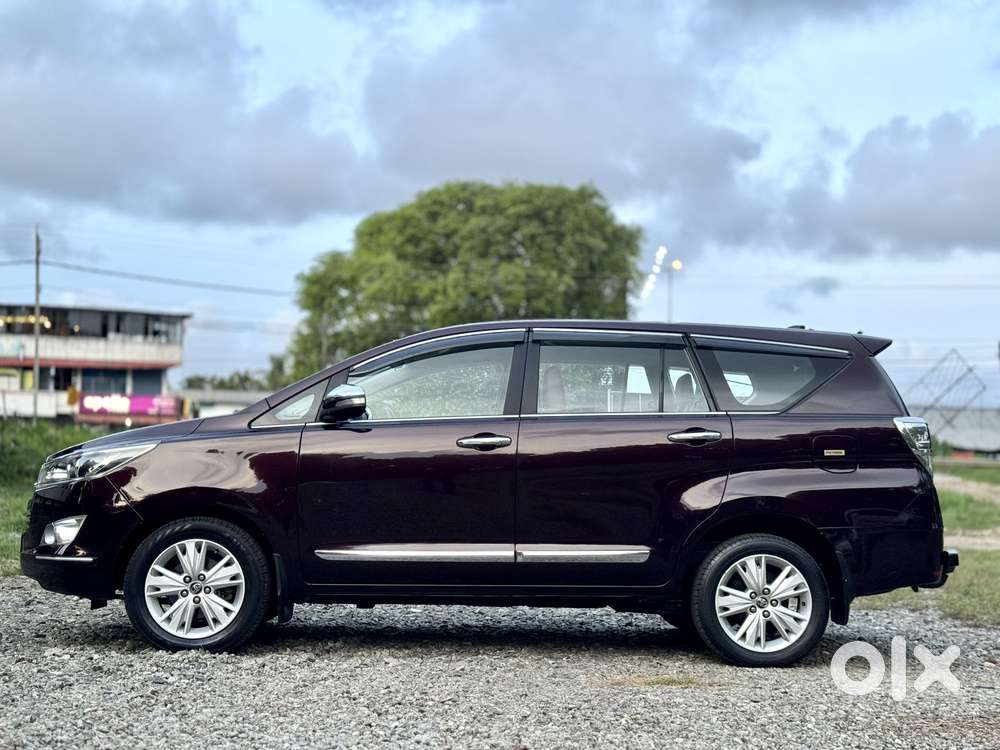Toyota Innova Crysta [2020-ongoing] 2.7 Zx At 7 Str, 2016, Petrol