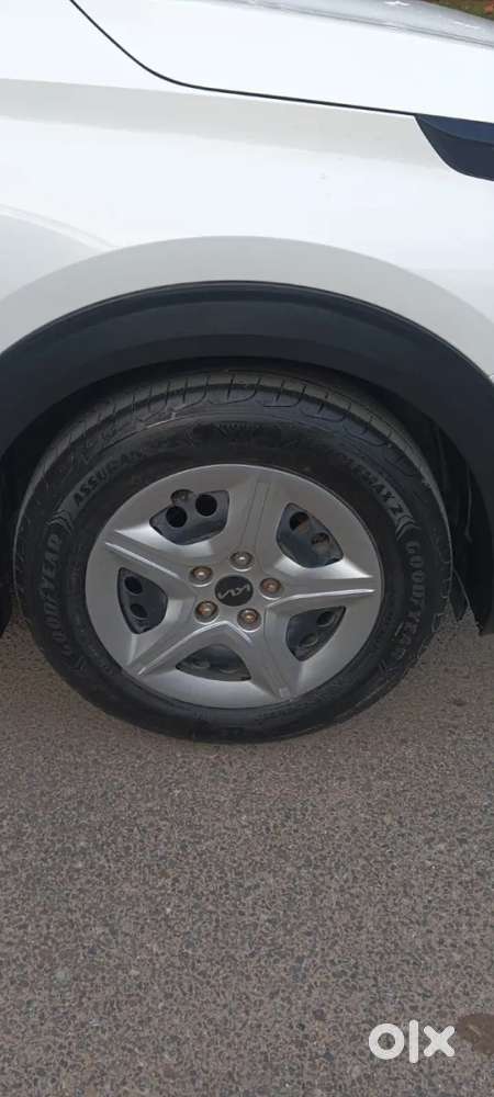 Kia Carens 1.5 Prestige 7 Str, 2023, Petrol