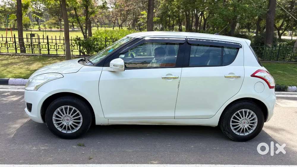 Maruti Suzuki Swift 2013 Petrol 80000 Km Driven