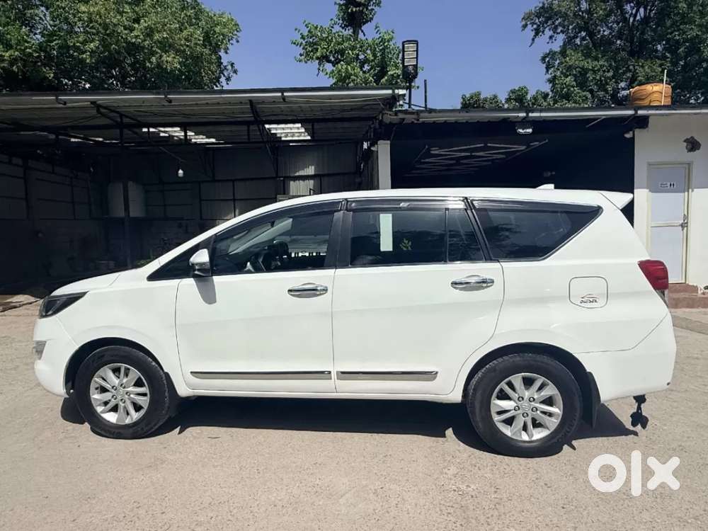 Toyota Innova Crysta 2.4 G Mt 7 Str, 2020, Diesel