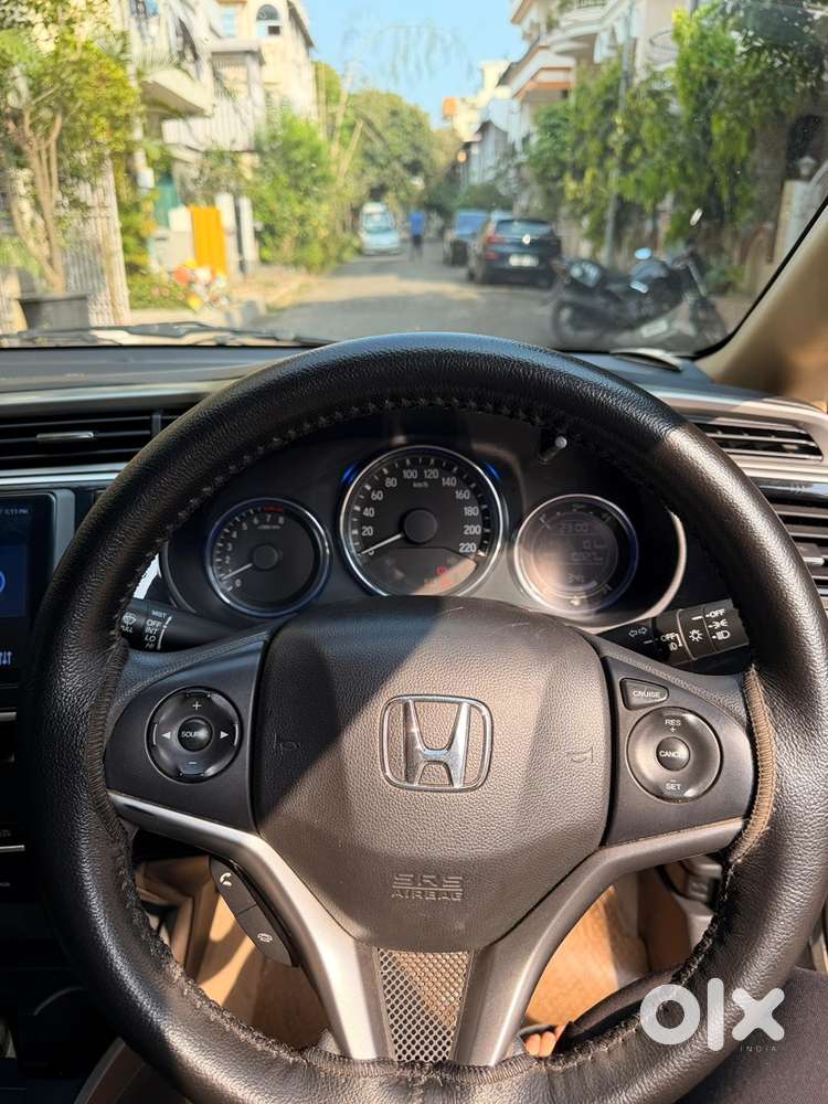 Honda City 2016 Petrol Well Maintained With 5 Years Tax Paid