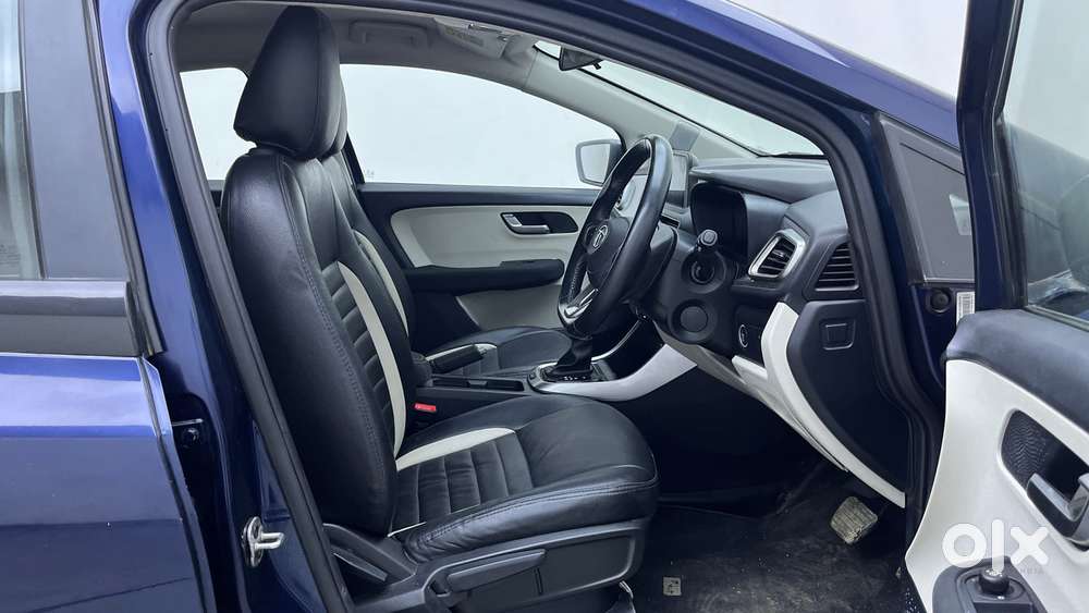 Tata Altroz Xza Petrol, 2022, Petrol