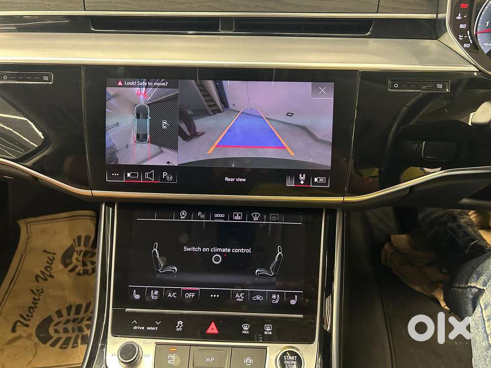 Audi A8 L Technology, 2022, Petrol