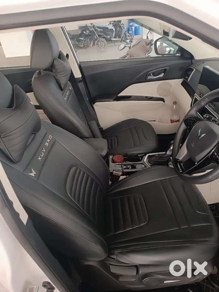 Mahindra Xuv 3xo Petrol 2025