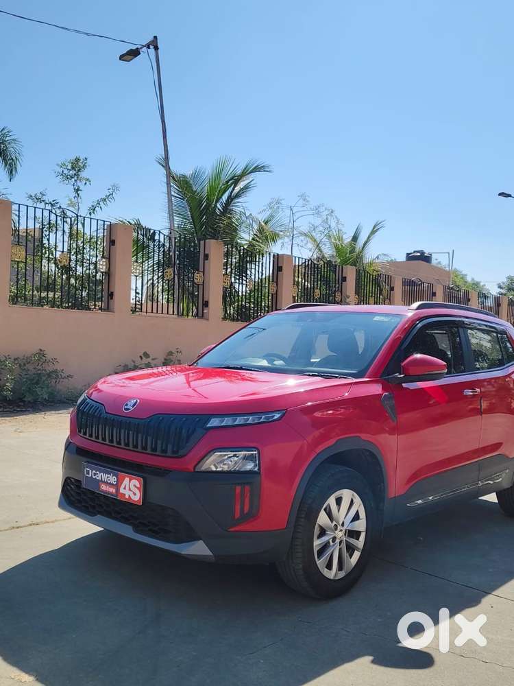 Skoda Kylaq Signature Plus, 2025, Petrol