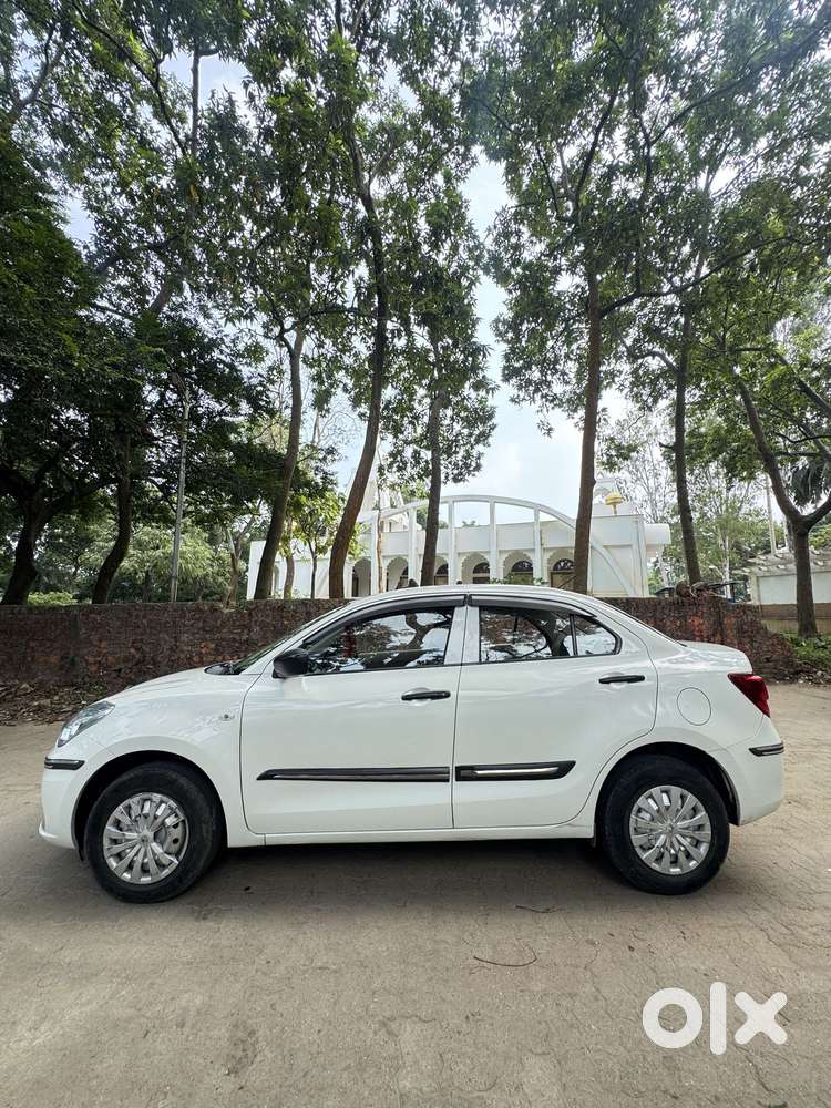 Maruti Suzuki Dzire 1.2 Lxi, 2021, Petrol