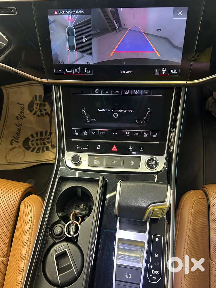 Audi A8 L Technology, 2022, Petrol