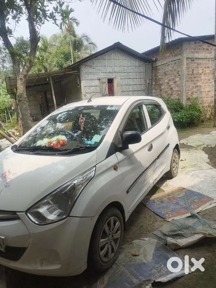 Hyundai Eon 2012 Petrol Well Maintained