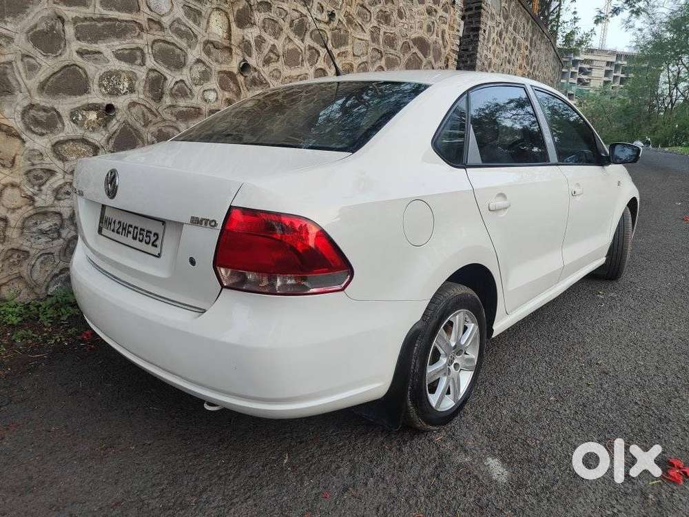 Volkswagen Vento 2010-2013 Petrol Highline, 2011, Petrol