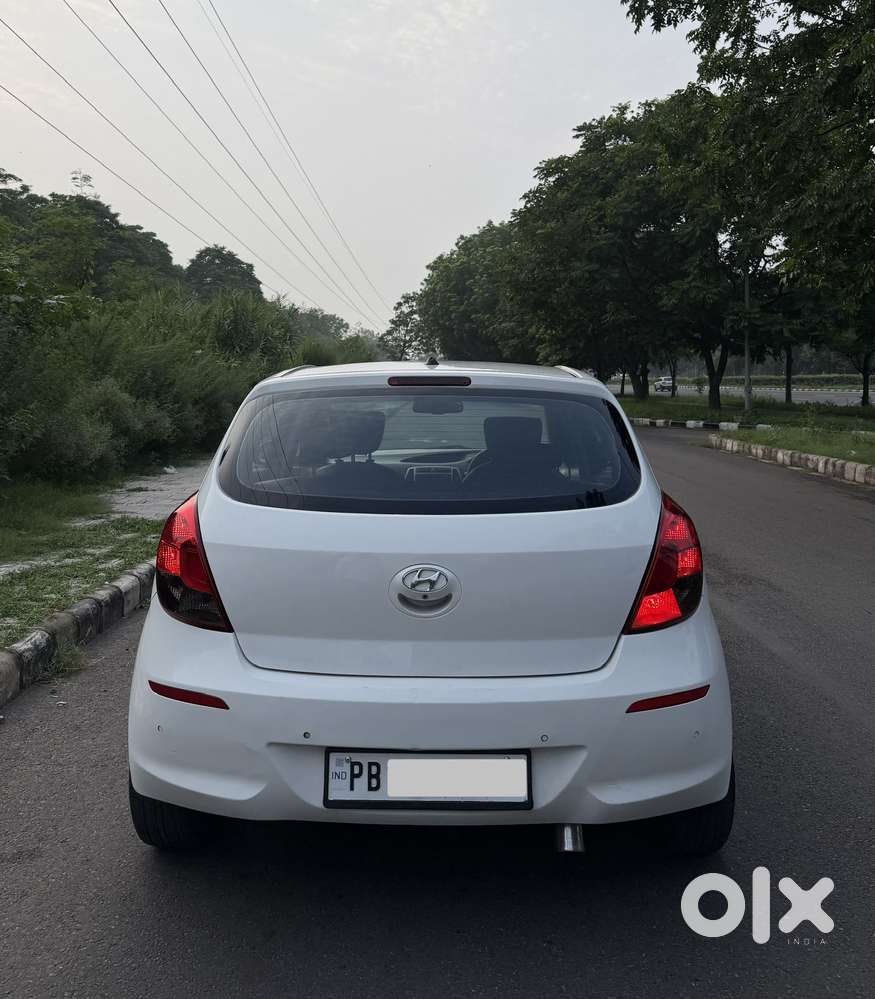 Hyundai I20 Sportz Option 1.4 Crdi, 2012, Diesel