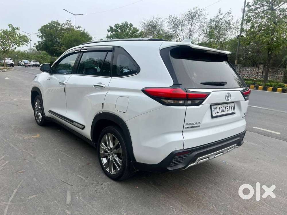 Toyota Innova Hycross 2.0 Zx (o) Hybrid 7 Str, 2024, Electric