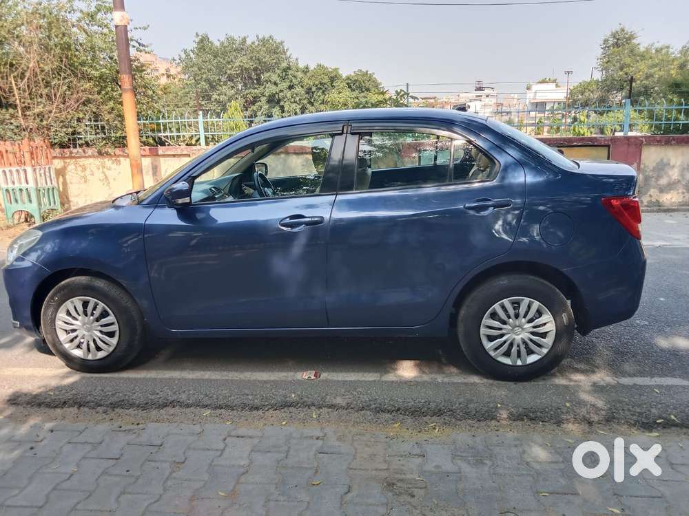 Maruti Suzuki Swift Dzire Vxi(o) Amt, 2017, Petrol