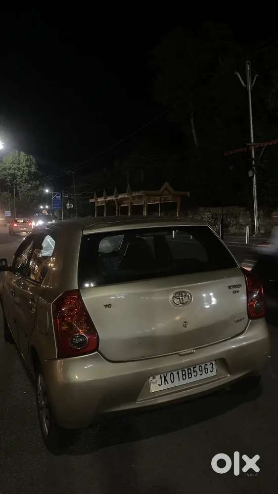 Toyota Etios Liva 2012