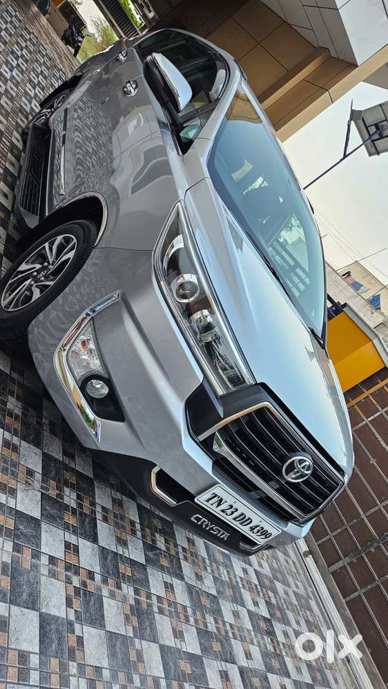 Toyota Innova Crysta 2.4 V 8 Str, 2023, Diesel