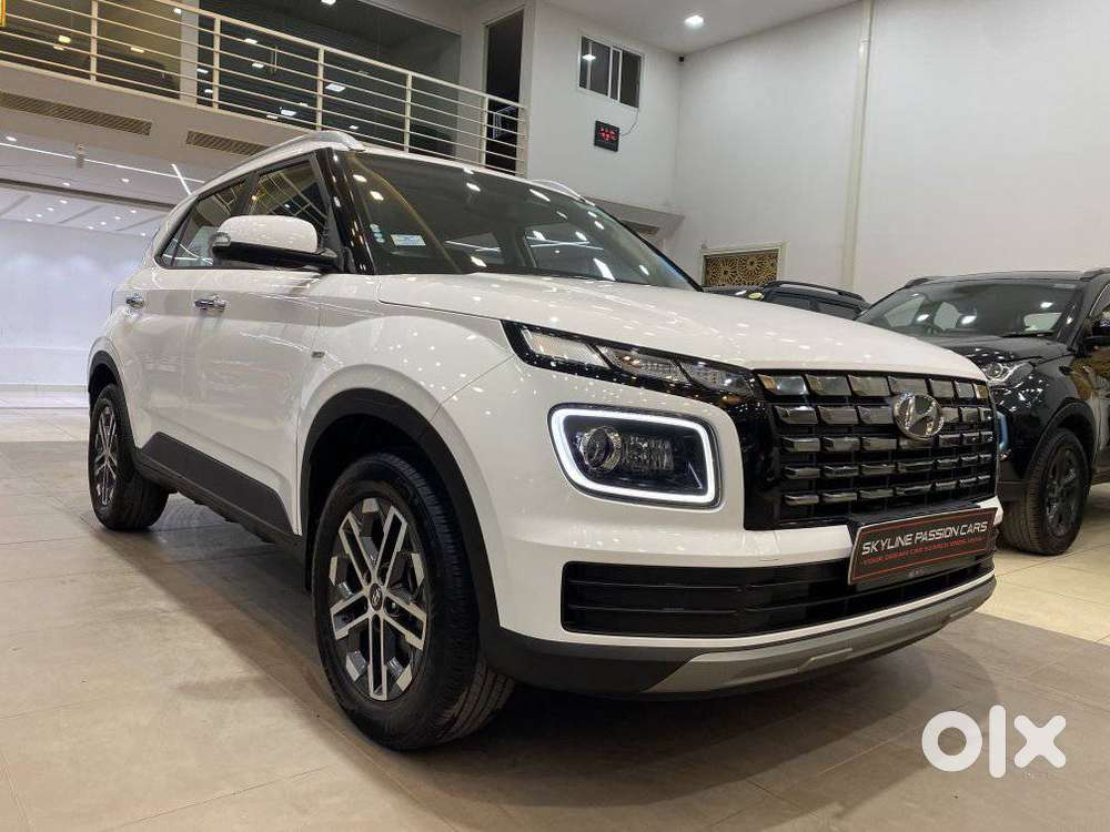 Hyundai Venue Sx Plus Turbo Dct, 2025, Petrol
