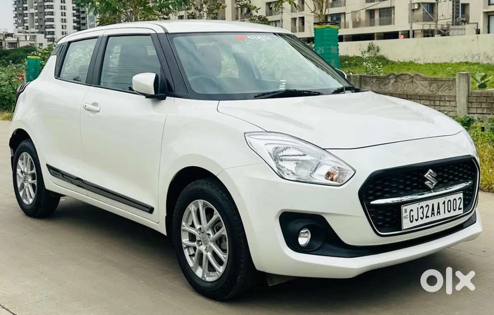 Maruti Suzuki Swift 1.3 Zxi, 2023, Petrol