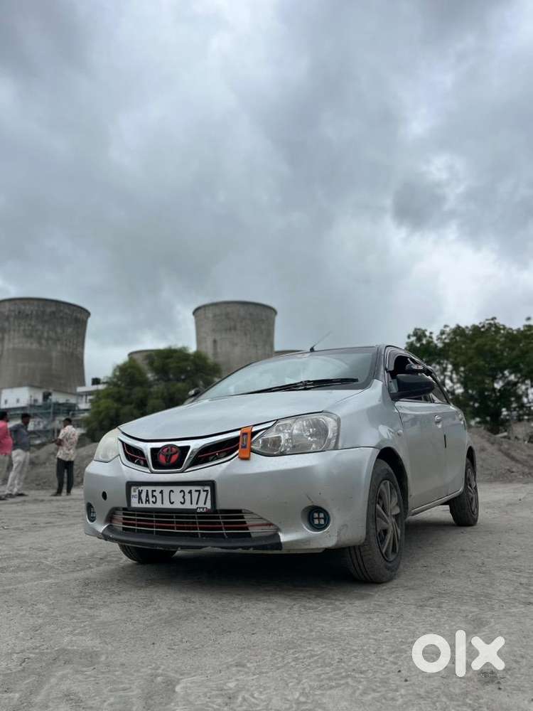Toyota Etios Liva 2015 Diesel 300000 Km Driven